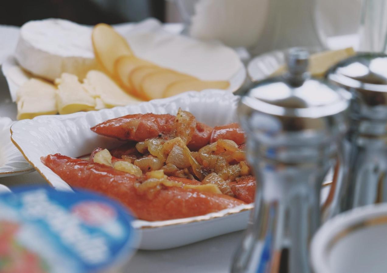 Zajazd Restauracja Paradise Czaplinek Eksteriør billede